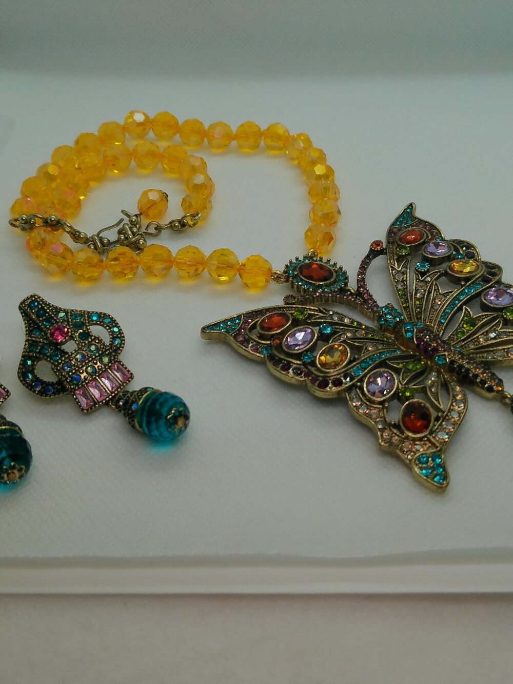 High End Topaz "Sparkling Butterfly" Crystal Drop Necklace & Earring